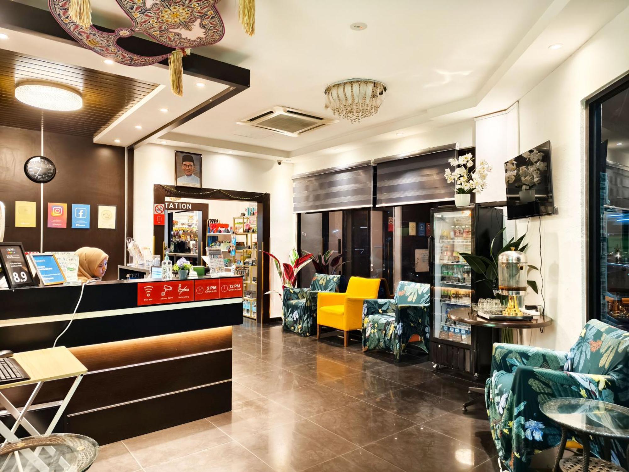 Salaam Suites Hotel Kota Bharu Esterno foto
