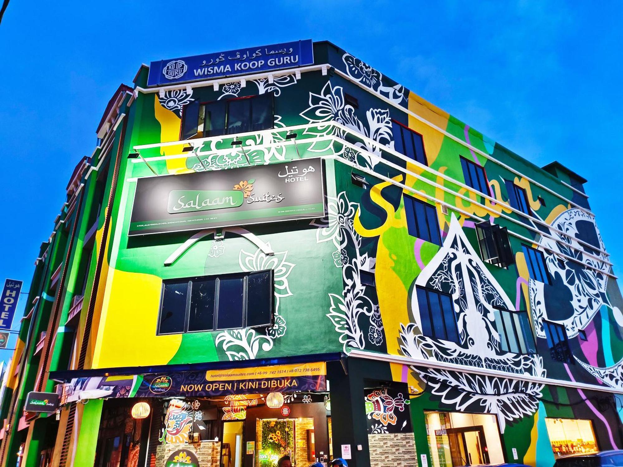Salaam Suites Hotel Kota Bharu Esterno foto